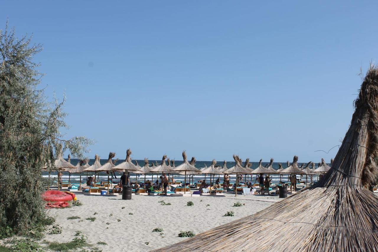 On Beach-Mamaia Residence Navodari Exterior photo