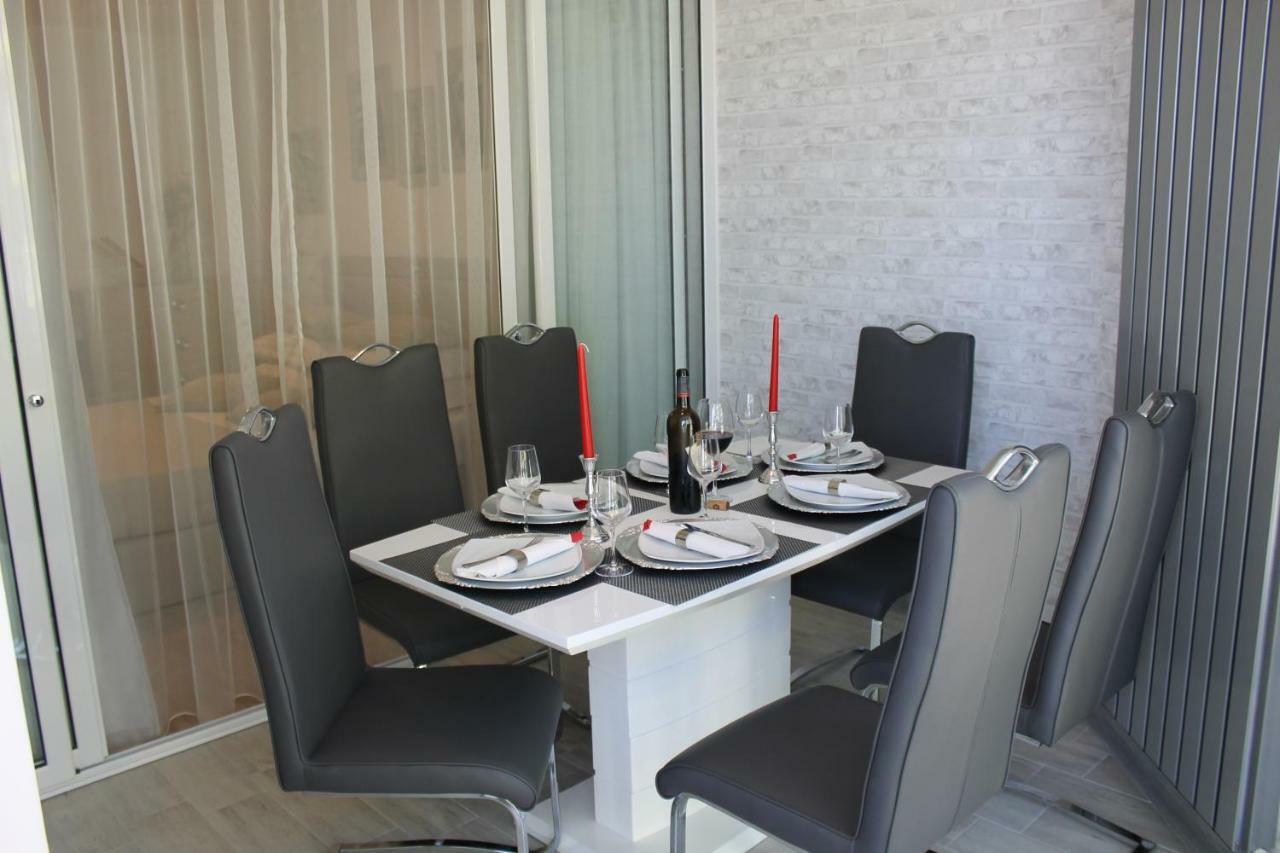On Beach-Mamaia Residence Navodari Exterior photo
