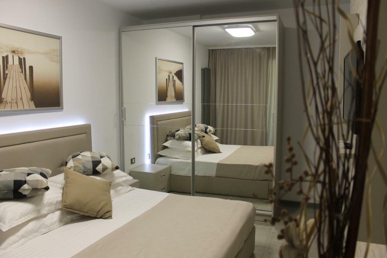 On Beach-Mamaia Residence Navodari Exterior photo