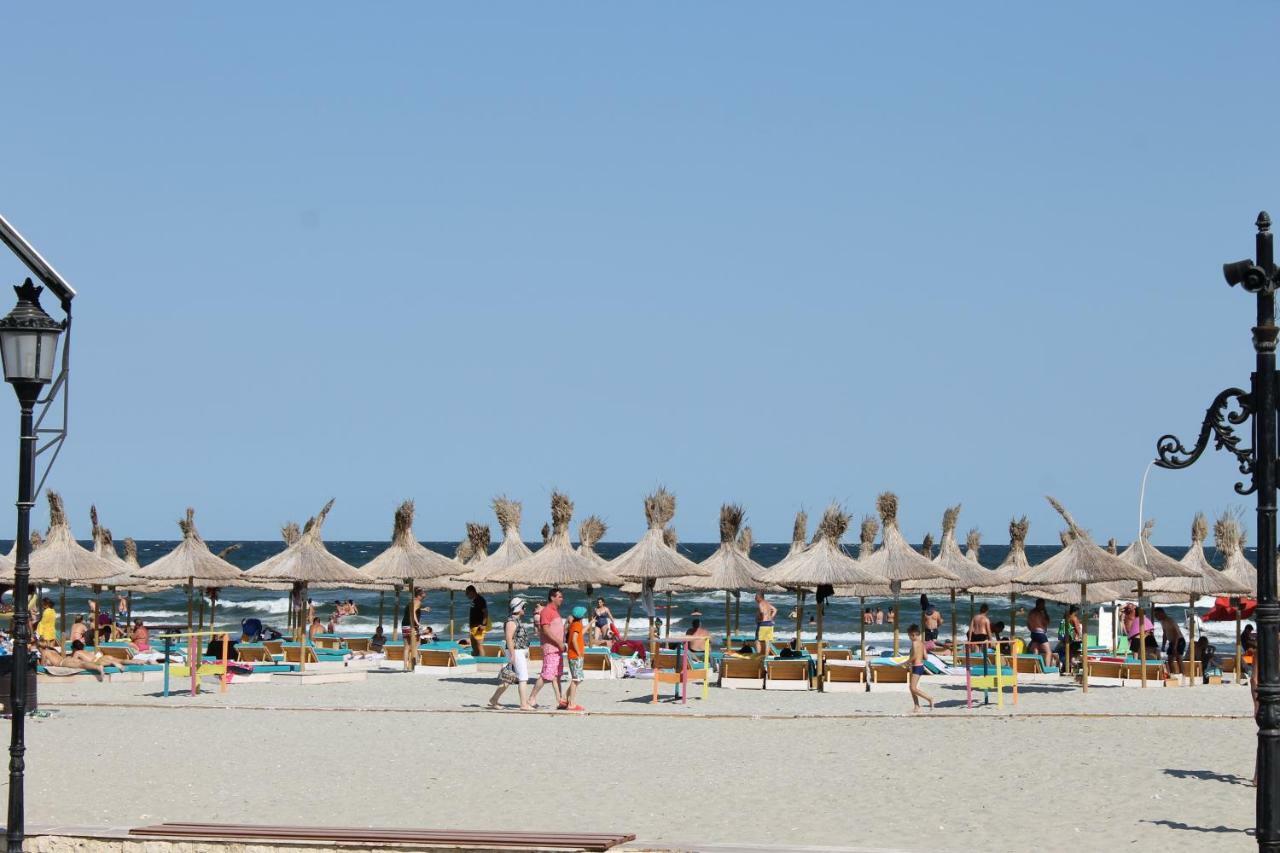 On Beach-Mamaia Residence Navodari Exterior photo